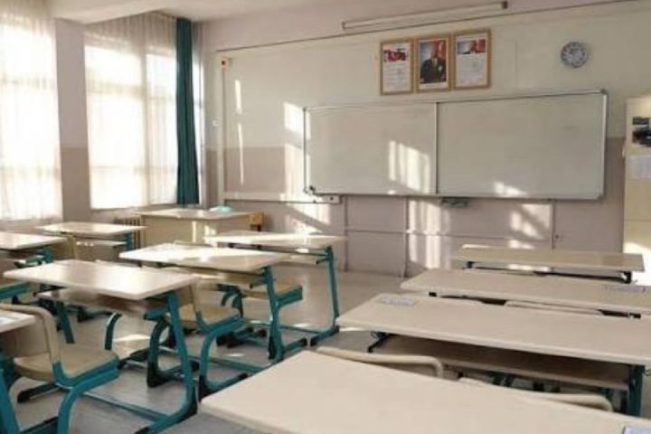 Sizden de kayıt parası isteniyor mu?
